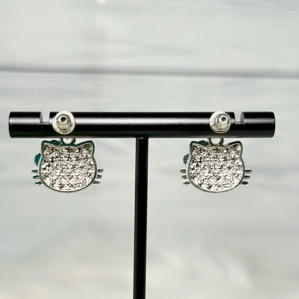 Hello Kitty‎ Crystal Earrings with Red Bow